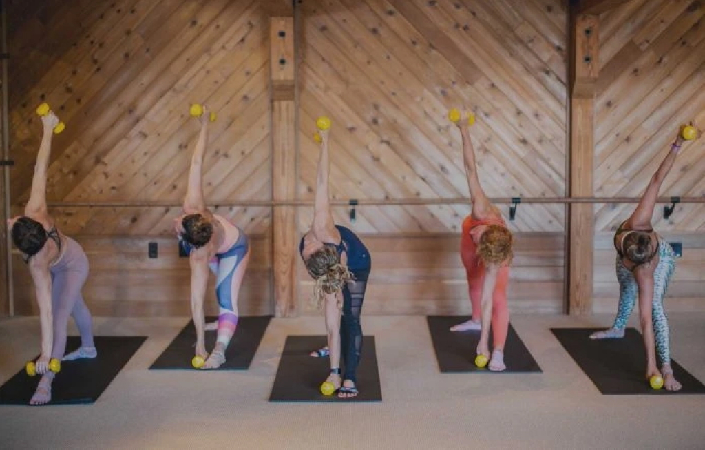 Barre Class at Black Sheep Studios | Photo by Black Sheep Studios