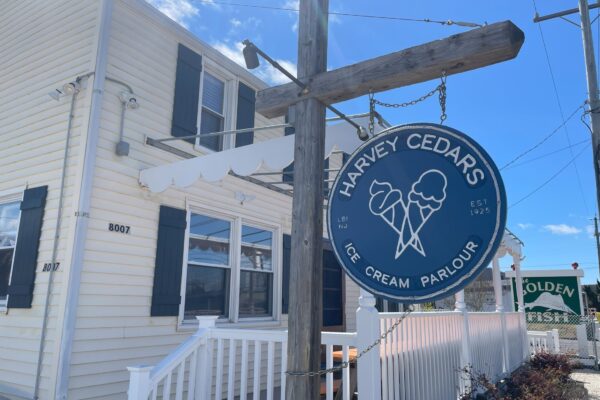 Featured image of Harvey Cedars Ice Cream Parlour in Long Beach Island Lifestyle Page