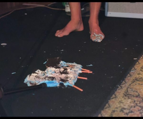 The DaNkStErS -Birthday Cake @ Birds by LG