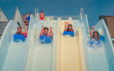 Photo by Thundering Surf Waterpark